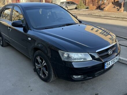Хендай Соната 2007 в Кропивницком (Кировограде) на Automoto.ua Синий Хендай Соната, объемом двигателя 2 л и пробегом 253 тыс. км за 5800 $, фото 1 на Automoto.ua