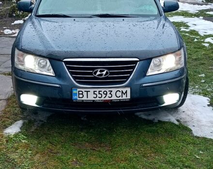 Синий Хендай Соната, объемом двигателя 2 л и пробегом 262 тыс. км за 7000 $, фото 1 на Automoto.ua