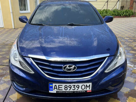 Синій Хендай Соната, об'ємом двигуна 2.4 л та пробігом 150 тис. км за 9300 $, фото 1 на Automoto.ua