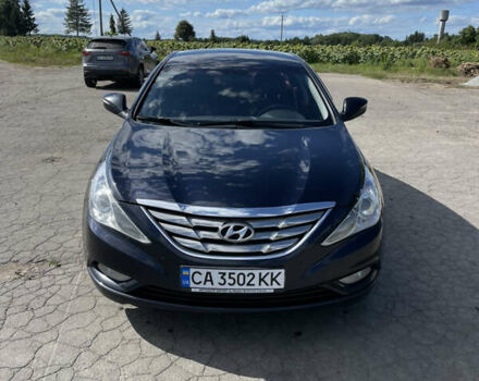 Синий Хендай Соната, объемом двигателя 2.4 л и пробегом 173 тыс. км за 9000 $, фото 1 на Automoto.ua
