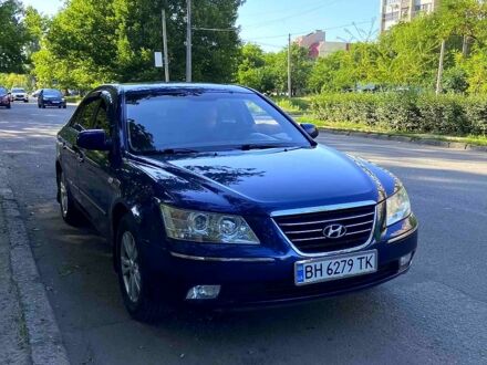 Синій Хендай Соната, об'ємом двигуна 2 л та пробігом 327 тис. км за 6500 $, фото 1 на Automoto.ua