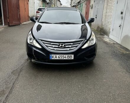 Синій Хендай Соната, об'ємом двигуна 2.4 л та пробігом 273 тис. км за 6500 $, фото 1 на Automoto.ua
