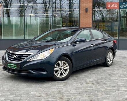 Синий Хендай Соната, объемом двигателя 2.36 л и пробегом 129 тыс. км за 8990 $, фото 1 на Automoto.ua