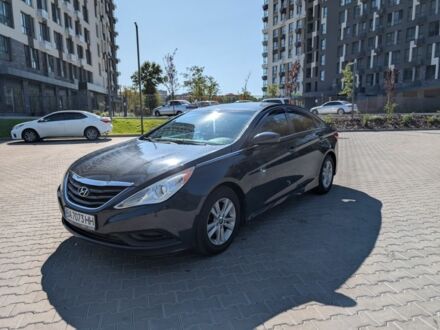 Синий Хендай Соната, объемом двигателя 2.4 л и пробегом 130 тыс. км за 10500 $, фото 1 на Automoto.ua