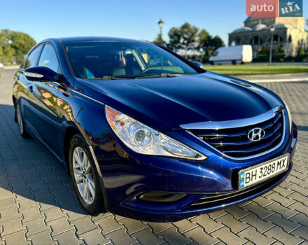 Синий Хендай Соната, объемом двигателя 2.36 л и пробегом 202 тыс. км за 8700 $, фото 1 на Automoto.ua