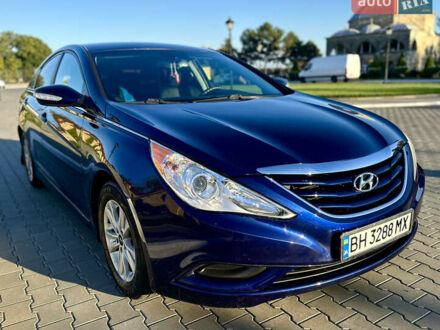 Синий Хендай Соната, объемом двигателя 2.36 л и пробегом 202 тыс. км за 8200 $, фото 1 на Automoto.ua