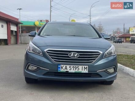 Хендай Соната 2015 у Києві на Automoto.ua Синій Хендай Соната, об'ємом двигуна 2 л та пробігом 112 тис. км за 13200 $, фото 1 на Automoto.ua