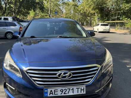 Синий Хендай Соната, объемом двигателя 2.4 л и пробегом 224 тыс. км за 9400 $, фото 1 на Automoto.ua