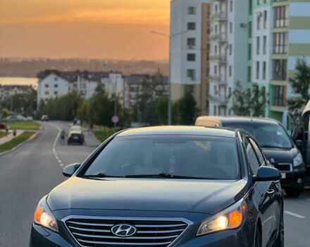 Синій Хендай Соната, об'ємом двигуна 2.4 л та пробігом 205 тис. км за 12500 $, фото 1 на Automoto.ua