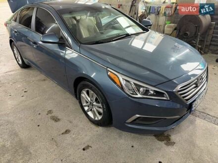 Синий Хендай Соната, объемом двигателя 2.4 л и пробегом 70 тыс. км за 10999 $, фото 1 на Automoto.ua