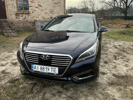 Синий Хендай Соната, объемом двигателя 2 л и пробегом 71 тыс. км за 16200 $, фото 1 на Automoto.ua