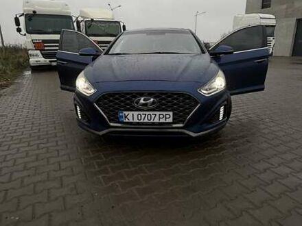 Синій Хендай Соната, об'ємом двигуна 2.4 л та пробігом 148 тис. км за 13500 $, фото 1 на Automoto.ua