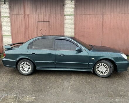 Зеленый Хендай Соната, объемом двигателя 2 л и пробегом 201 тыс. км за 2850 $, фото 2 на Automoto.ua