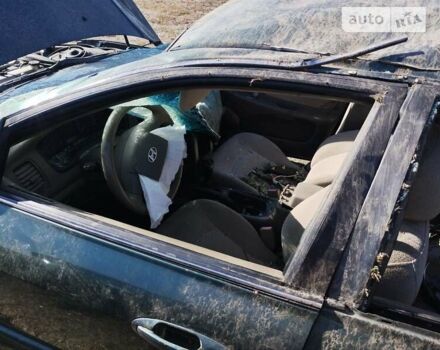 Зеленый Хендай Соната, объемом двигателя 2 л и пробегом 210 тыс. км за 1000 $, фото 2 на Automoto.ua