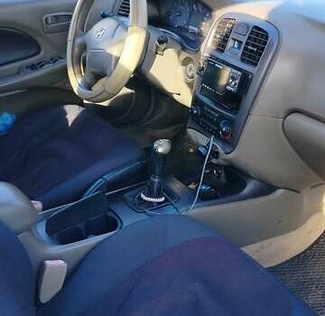 Зеленый Хендай Соната, объемом двигателя 2 л и пробегом 257 тыс. км за 3000 $, фото 4 на Automoto.ua