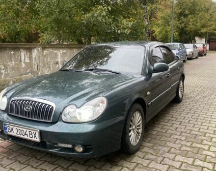 Зеленый Хендай Соната, объемом двигателя 2 л и пробегом 201 тыс. км за 2850 $, фото 1 на Automoto.ua