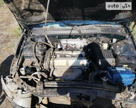 Зеленый Хендай Соната, объемом двигателя 2 л и пробегом 210 тыс. км за 1000 $, фото 3 на Automoto.ua