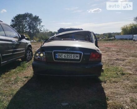 Зеленый Хендай Соната, объемом двигателя 2 л и пробегом 210 тыс. км за 1000 $, фото 1 на Automoto.ua