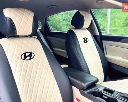 Зеленый Хендай Соната, объемом двигателя 2.36 л и пробегом 195 тыс. км за 9500 $, фото 2 на Automoto.ua