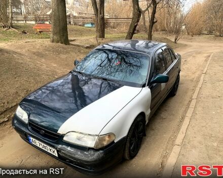 Зеленый Хендай Соната, объемом двигателя 2 л и пробегом 350 тыс. км за 2160 $, фото 1 на Automoto.ua