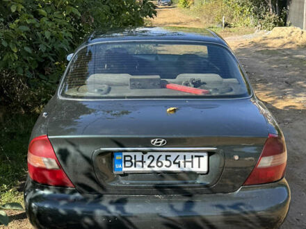 Хендай Соната 1998 у Одесі на Automoto.ua Зелений Хендай Соната, об'ємом двигуна 1.8 л та пробігом 360 тис. км за 2200 $, фото 1 на Automoto.ua