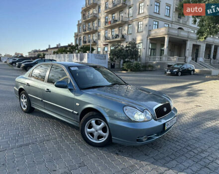Зелений Хендай Соната, об'ємом двигуна 2 л та пробігом 370 тис. км за 3800 $, фото 1 на Automoto.ua