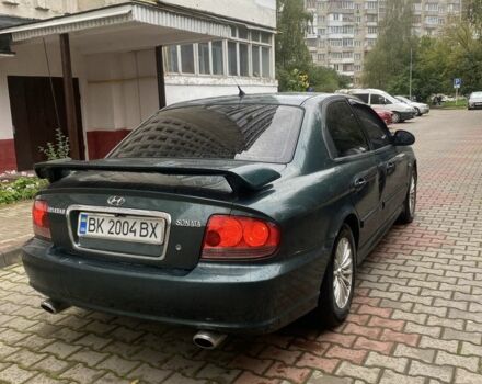 Зеленый Хендай Соната, объемом двигателя 2 л и пробегом 201 тыс. км за 2850 $, фото 1 на Automoto.ua