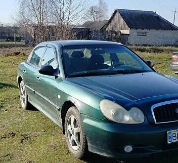 Зеленый Хендай Соната, объемом двигателя 2 л и пробегом 257 тыс. км за 3000 $, фото 1 на Automoto.ua