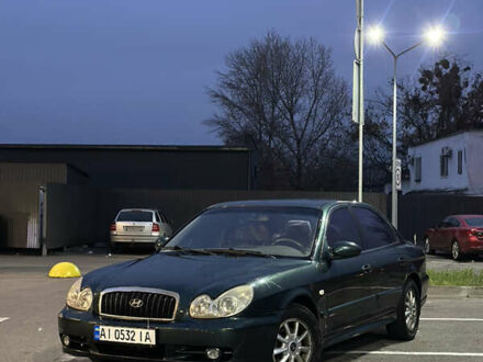 Зеленый Хендай Соната, объемом двигателя 2 л и пробегом 291 тыс. км за 2850 $, фото 1 на Automoto.ua