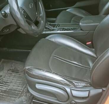 Оранжевый Хендай Соната, объемом двигателя 2 л и пробегом 390 тыс. км за 6800 $, фото 6 на Automoto.ua