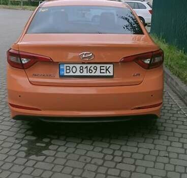 Оранжевый Хендай Соната, объемом двигателя 2 л и пробегом 390 тыс. км за 6800 $, фото 2 на Automoto.ua