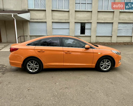 Помаранчевий Хендай Соната, об'ємом двигуна 2 л та пробігом 486 тис. км за 6500 $, фото 5 на Automoto.ua