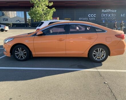 Оранжевый Хендай Соната, объемом двигателя 2 л и пробегом 573 тыс. км за 4800 $, фото 2 на Automoto.ua