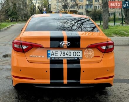 Помаранчевий Хендай Соната, об'ємом двигуна 2 л та пробігом 248 тис. км за 8300 $, фото 11 на Automoto.ua