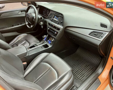 Помаранчевий Хендай Соната, об'ємом двигуна 2 л та пробігом 486 тис. км за 6500 $, фото 16 на Automoto.ua