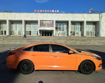 Оранжевый Хендай Соната, объемом двигателя 2 л и пробегом 121 тыс. км за 8700 $, фото 2 на Automoto.ua