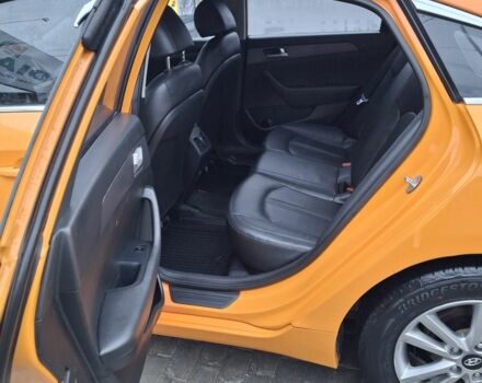 Помаранчевий Хендай Соната, об'ємом двигуна 0 л та пробігом 540 тис. км за 10000 $, фото 6 на Automoto.ua