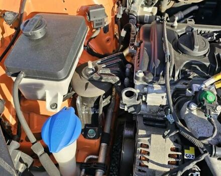 Помаранчевий Хендай Соната, об'ємом двигуна 2 л та пробігом 311 тис. км за 7999 $, фото 8 на Automoto.ua