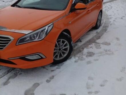 Хендай Соната 2015 у Тернополі на Automoto.ua Помаранчевий Хендай Соната, об'ємом двигуна 2 л та пробігом 350 тис. км за 7900 $, фото 1 на Automoto.ua