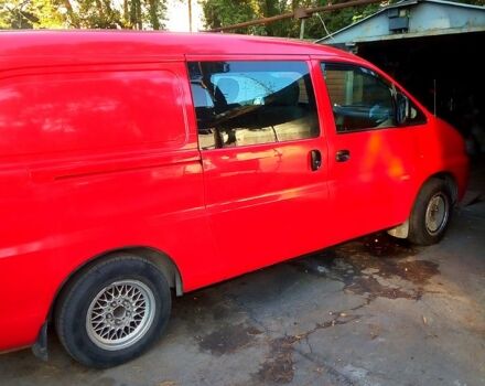 Хендай Старекс, объемом двигателя 2.5 л и пробегом 400 тыс. км за 3000 $, фото 2 на Automoto.ua