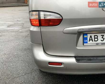 Серый Хендай Старекс, объемом двигателя 2.48 л и пробегом 191 тыс. км за 5000 $, фото 6 на Automoto.ua