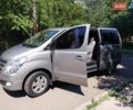 Серый Хендай Старекс, объемом двигателя 2.5 л и пробегом 98 тыс. км за 27000 $, фото 3 на Automoto.ua