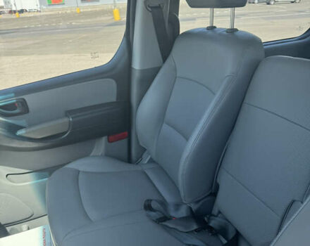 Серый Хендай Старекс, объемом двигателя 2.5 л и пробегом 147 тыс. км за 21500 $, фото 10 на Automoto.ua