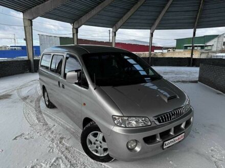 Серый Хендай Старекс, объемом двигателя 2.5 л и пробегом 191 тыс. км за 5199 $, фото 1 на Automoto.ua