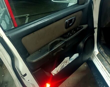 Білий Хендай Терракан, об'ємом двигуна 2.5 л та пробігом 390 тис. км за 6500 $, фото 5 на Automoto.ua