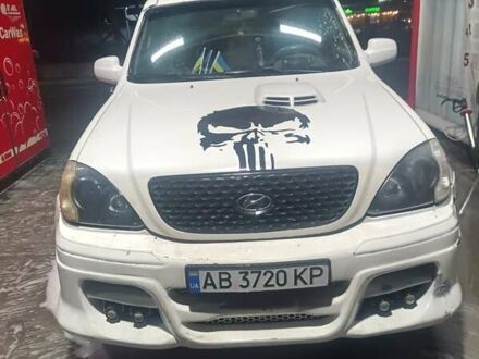 Білий Хендай Терракан, об'ємом двигуна 2.5 л та пробігом 390 тис. км за 6500 $, фото 1 на Automoto.ua
