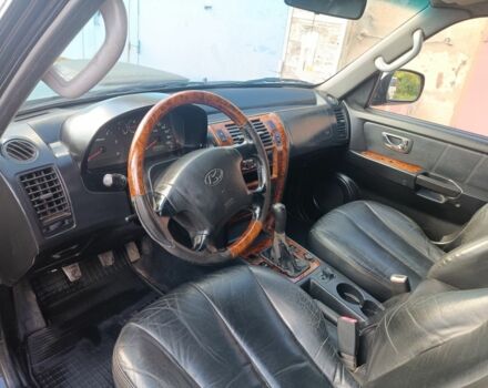 Хендай Терракан 2004 у Кривому Розі на Automoto.ua Чорний Хендай Терракан, об'ємом двигуна 2.9 л та пробігом 300 тис. км за 3700 $, фото 6 на Automoto.ua