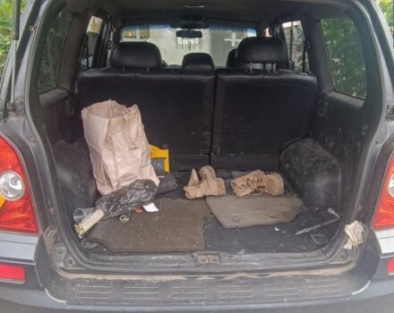 Черный Хендай Терракан, объемом двигателя 2.9 л и пробегом 235 тыс. км за 6415 $, фото 6 на Automoto.ua