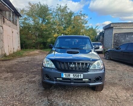 Хендай Терракан 2004 у Кривому Розі на Automoto.ua Чорний Хендай Терракан, об'ємом двигуна 2.9 л та пробігом 300 тис. км за 3700 $, фото 4 на Automoto.ua