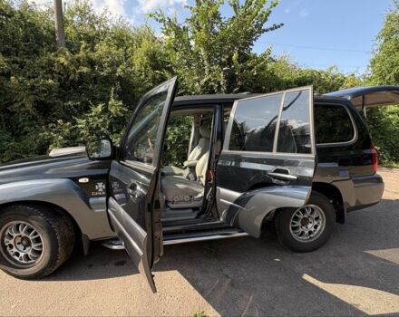 Черный Хендай Терракан, объемом двигателя 2.9 л и пробегом 243 тыс. км за 4900 $, фото 3 на Automoto.ua